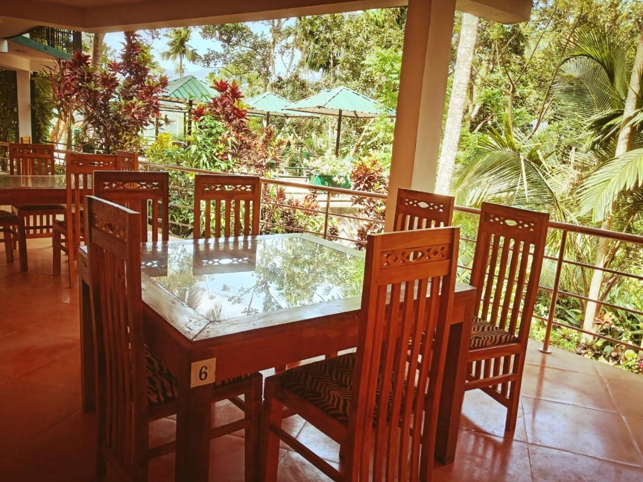 Rainforest Lodge, Deniyaya Singheraja Exteriér fotografie